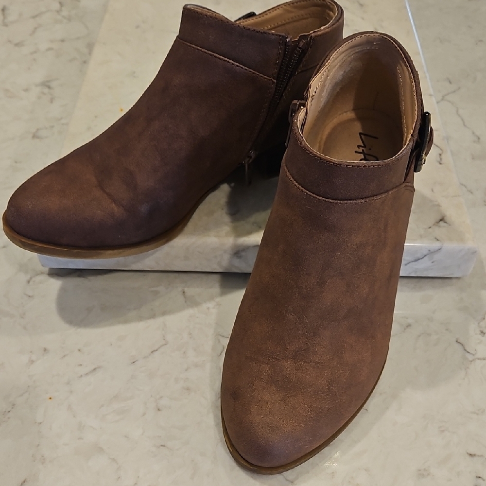 Life Stride Velocity 2.0 Brown Ankle Boots - Size 7.5 Wide
